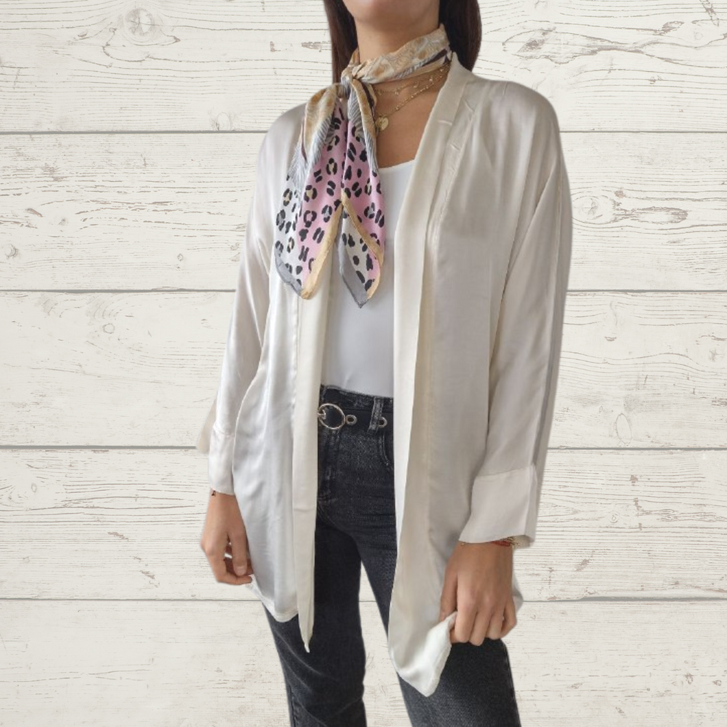 Blusa Kimono Italiano, color blanco invierno