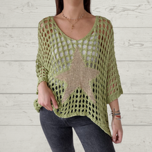 Cargar imagen en el visor de la galería, Sweater Italiano estrella, color pistacho con taupe
