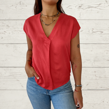 Cargar imagen en el visor de la galería, Blusa Italiana escote en V, color rojo
