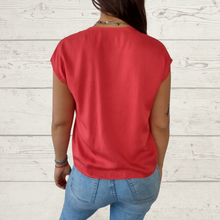 Cargar imagen en el visor de la galería, Blusa Italiana escote en V, color rojo
