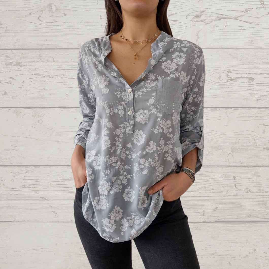 Blusa Italiana estampado flores, fondo gris