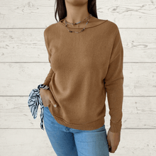 Cargar imagen en el visor de la galería, Sweater Italiano Venecia, color Camel
